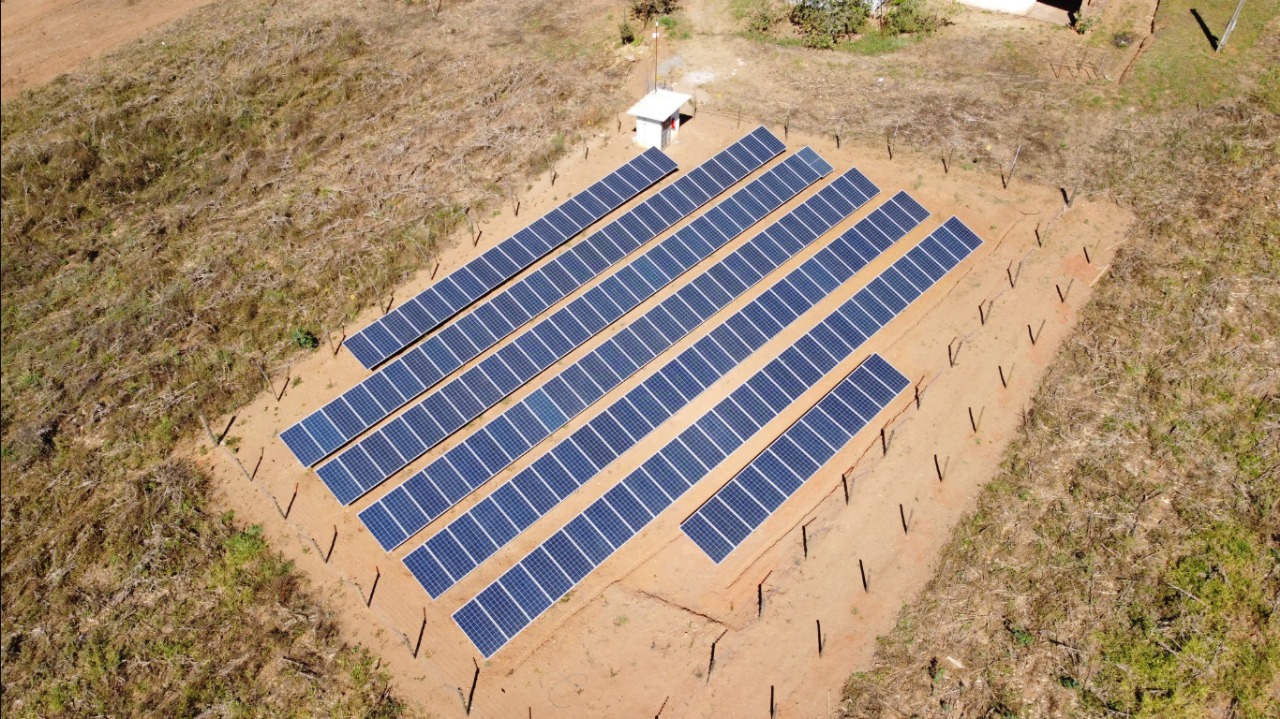 Gerador Solar Fotovoltaico de Solo 60,97KWP Madeireira Oliveira e Reis – Ap. de Goiania GO